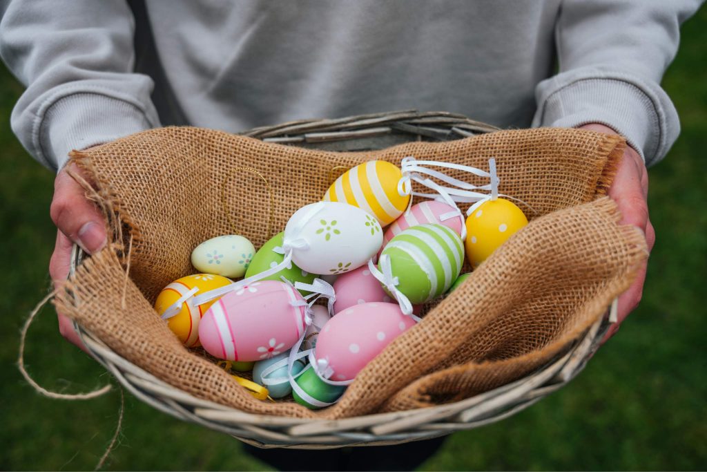 Ostersprüche Sammlung: Bunte Ostereier und lustige Sprüche für Familie und Freunde