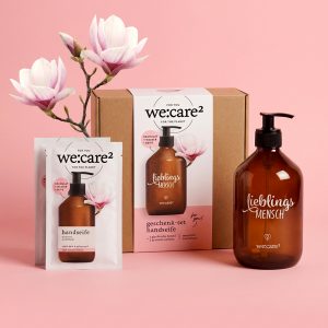 Geschenk-Set Lieblingsmensch Magnolie Sandelholz mit einer Magnolienblüte
